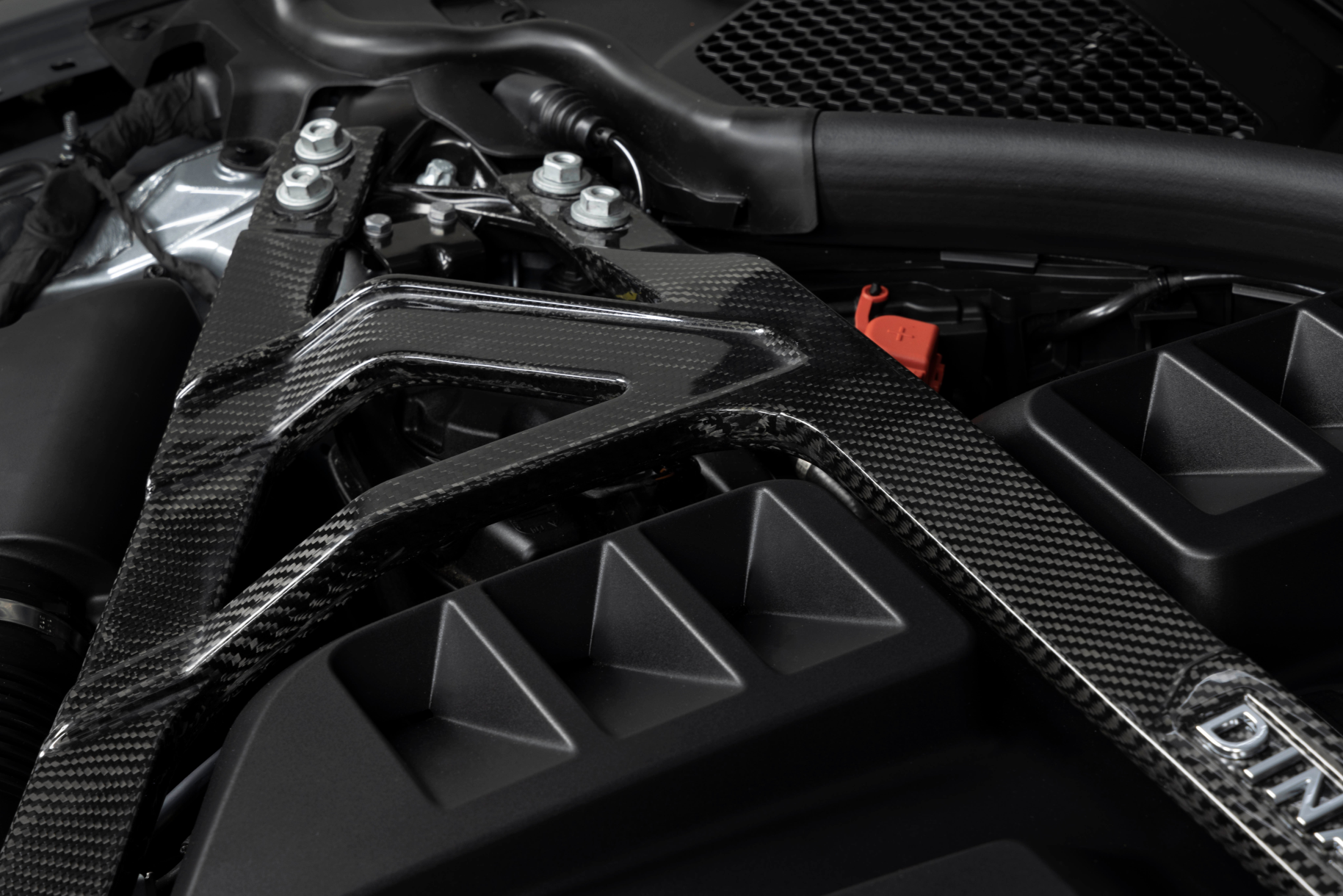 Dinan Gloss Carbon Fiber Strut Tower Brace - 2021-2026 BMW M2/M3/M4 Part #  D180-0015